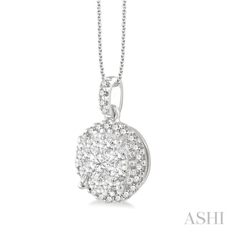 1 Ctw Lovebright Round Cut Diamond Pendant in 14K White Gold with Chain