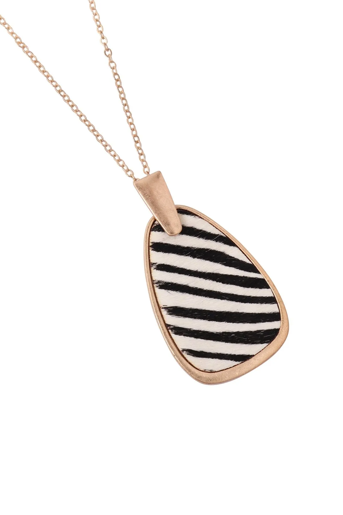 B4n2692x - Geometric Shape W/ Real Calf Hair Pendant Necklace