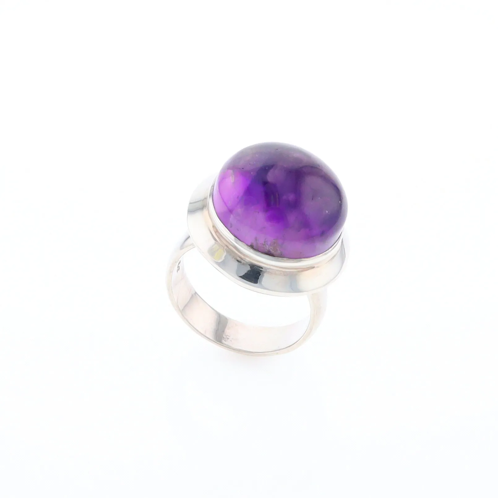 Bezel Set Cabochon Amethyst Ring