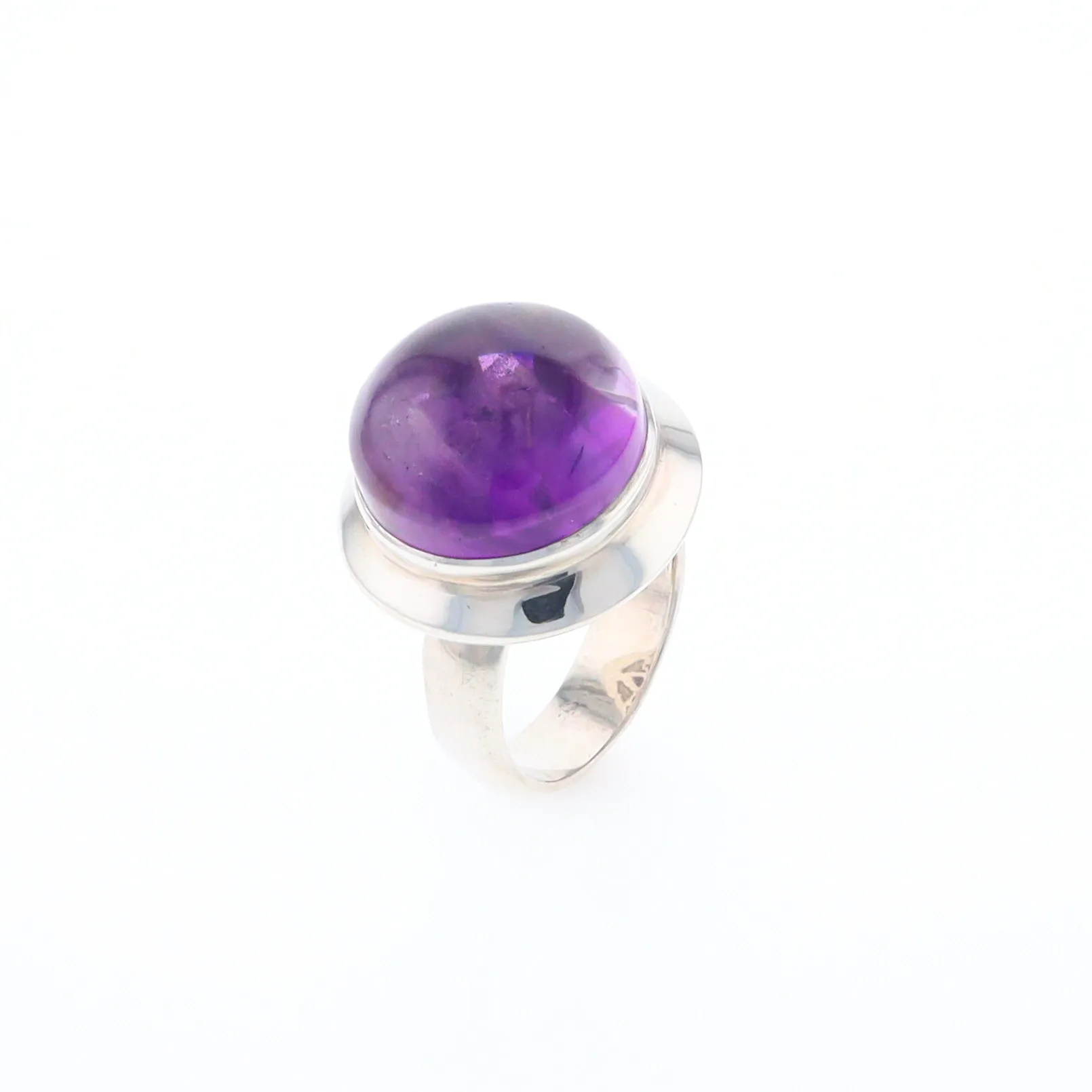 Bezel Set Cabochon Amethyst Ring