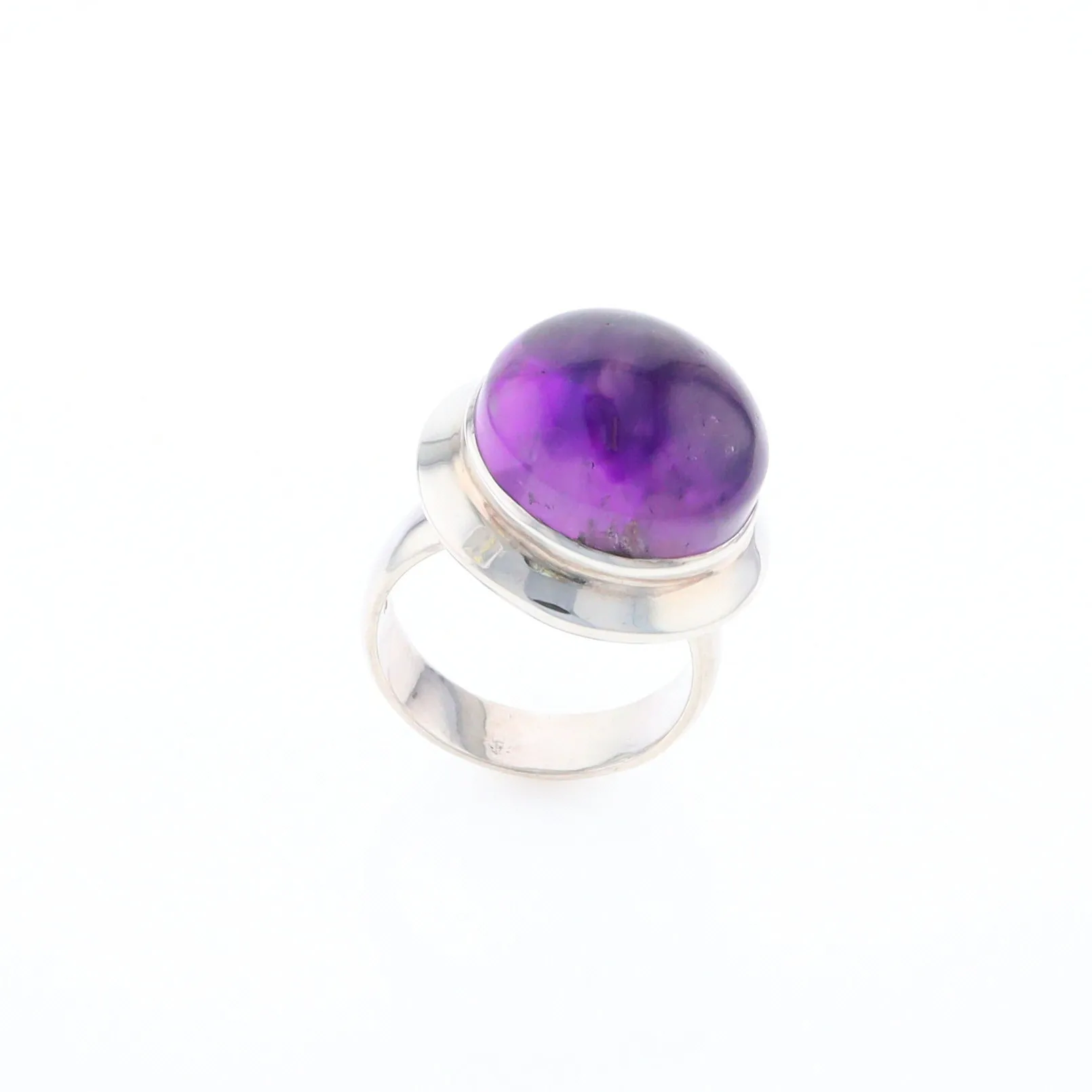 Bezel Set Cabochon Amethyst Ring