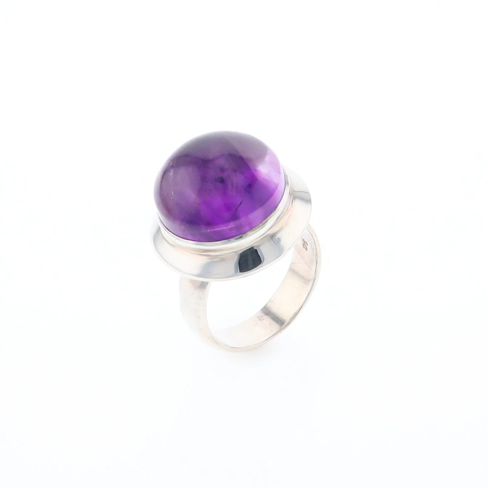 Bezel Set Cabochon Amethyst Ring