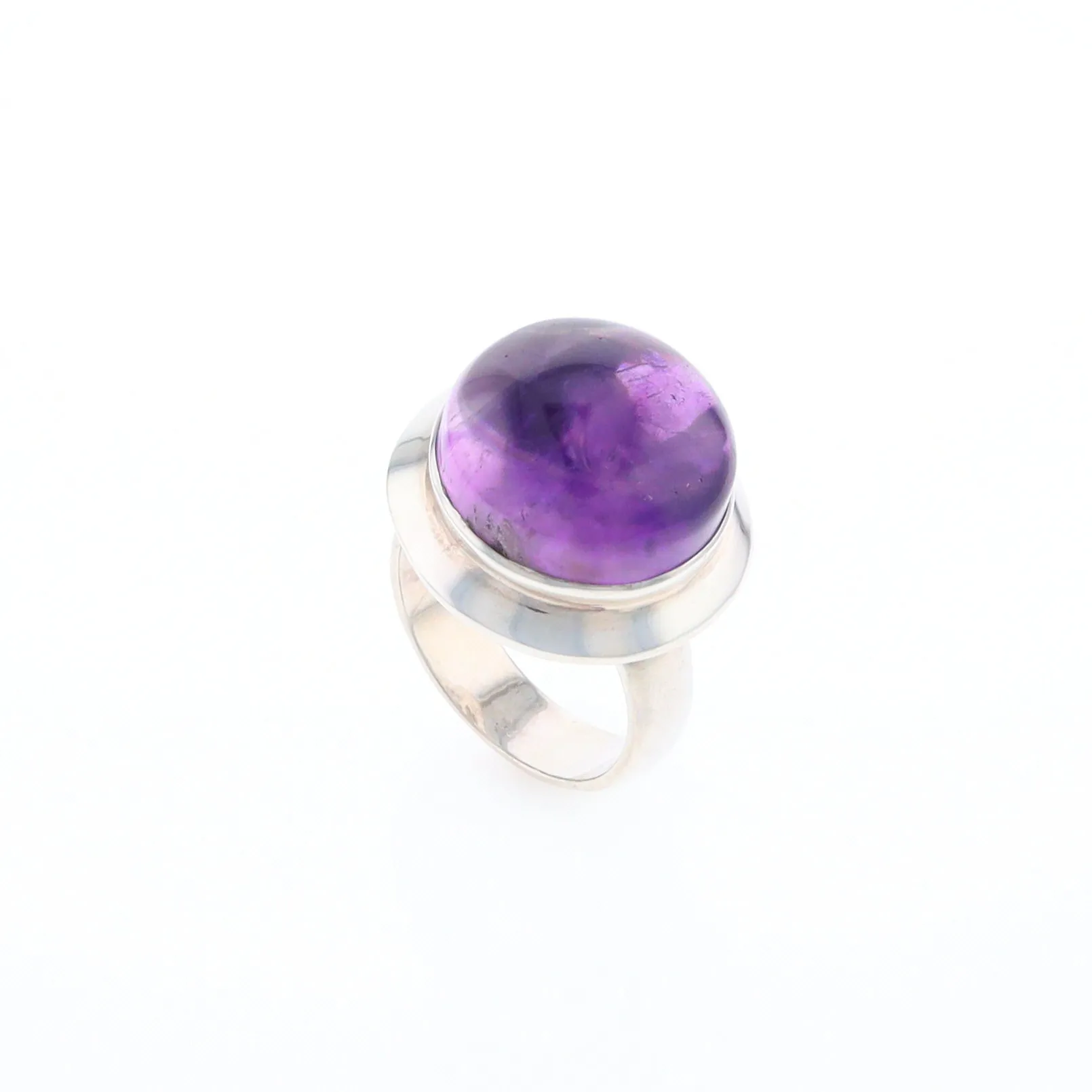 Bezel Set Cabochon Amethyst Ring