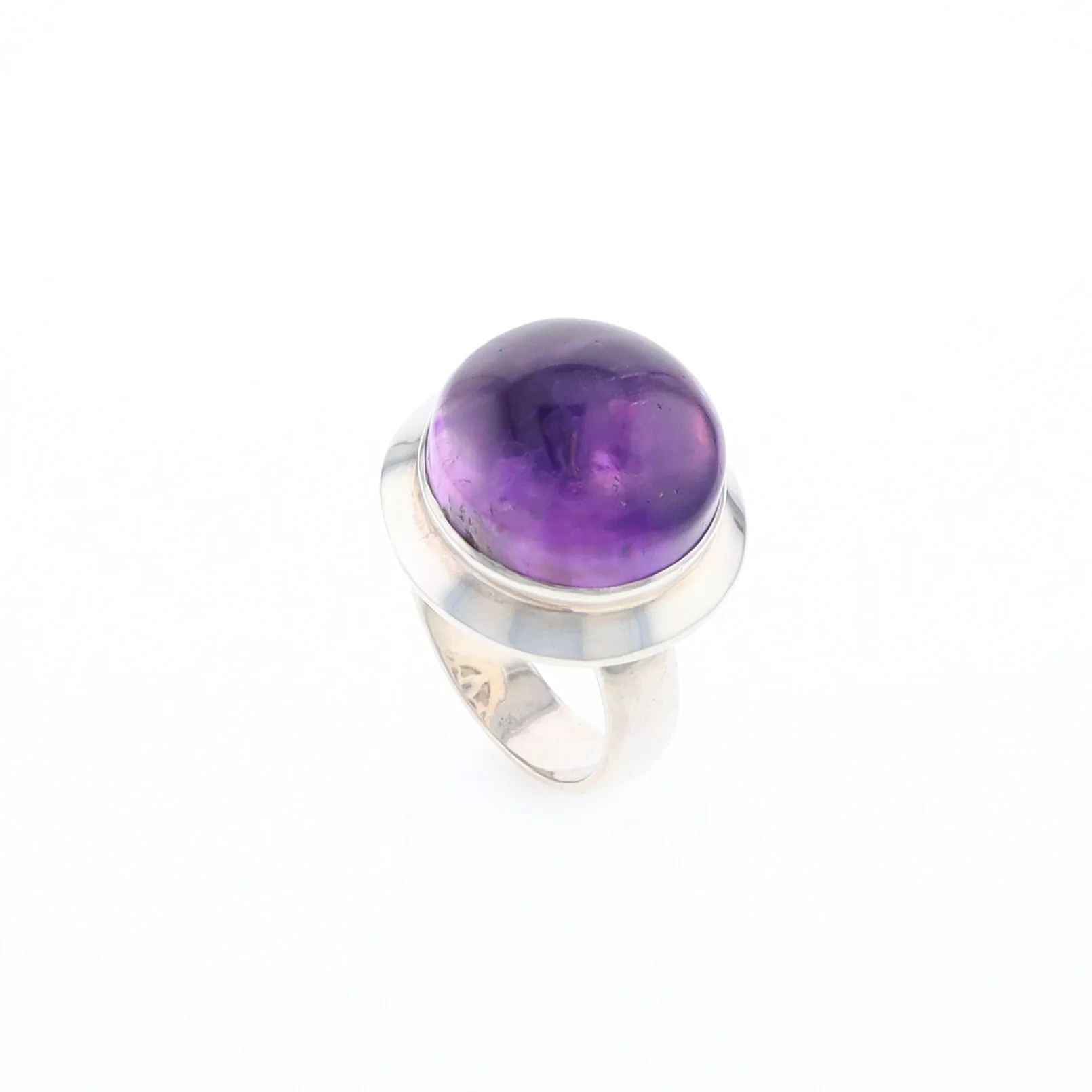 Bezel Set Cabochon Amethyst Ring