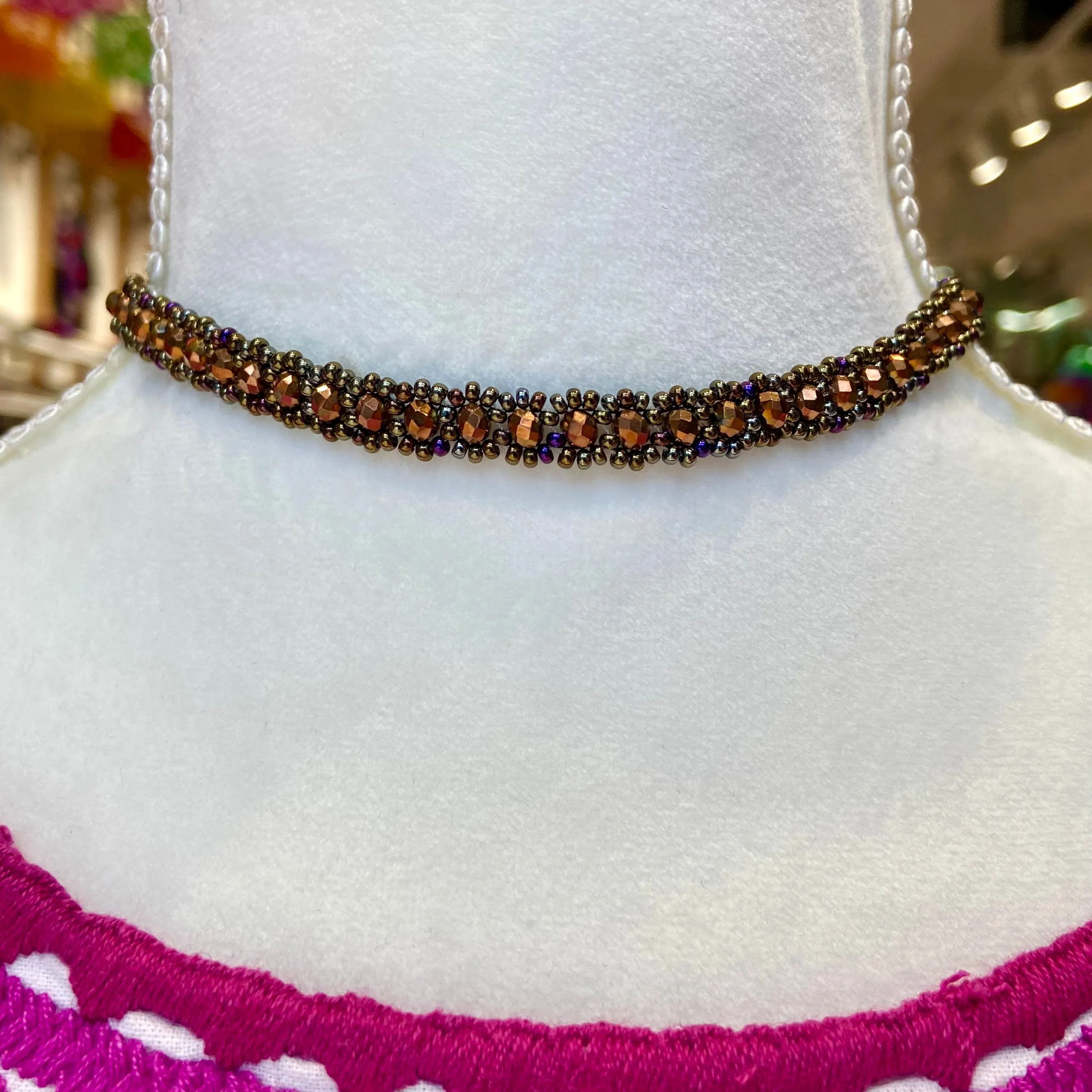 'Chaquira': Beaded Choker Necklace