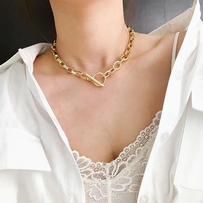 Gold thick chain necklace