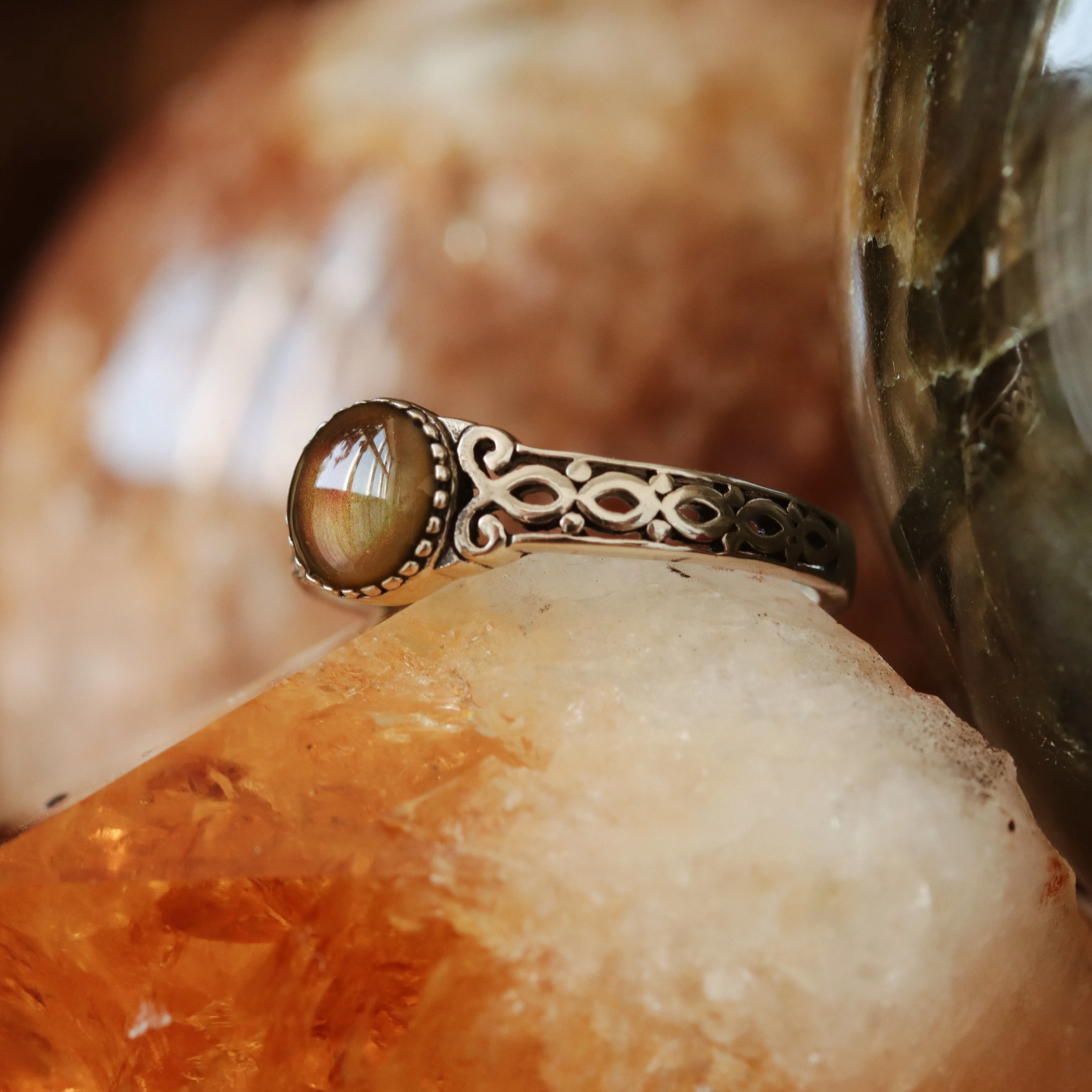 Hocus Pocus Mood Stone Ring