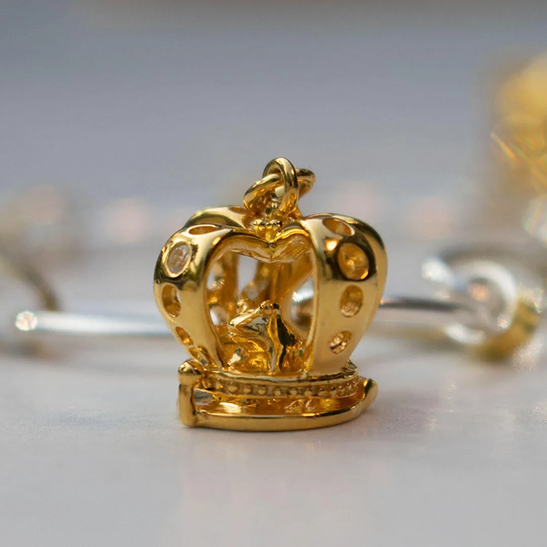 Magical Charm | Crown - Wealth - Gold