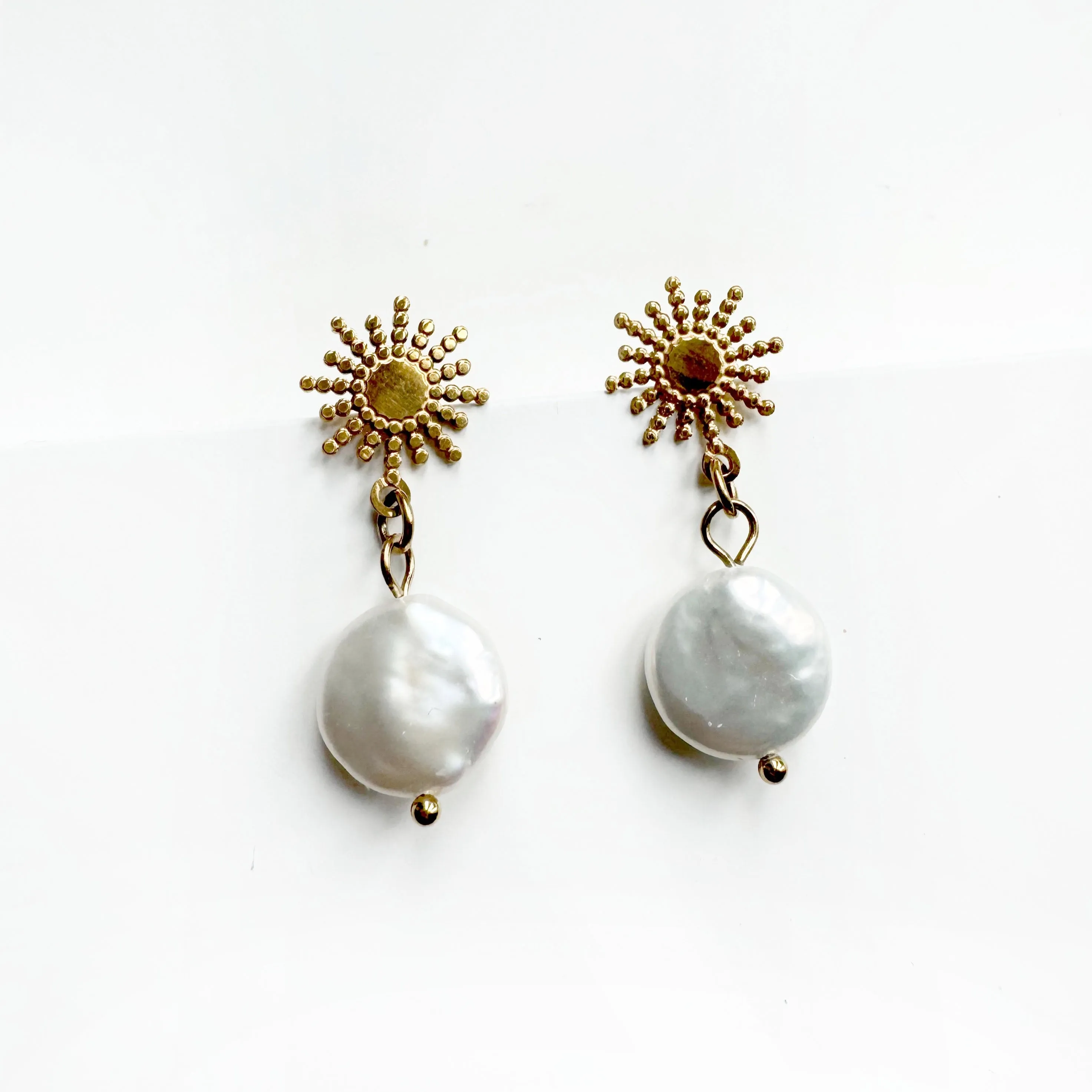 Selena Luxe 18k Gold Plated Pearl Earrings