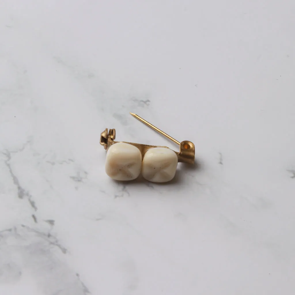 Teeth Brooch