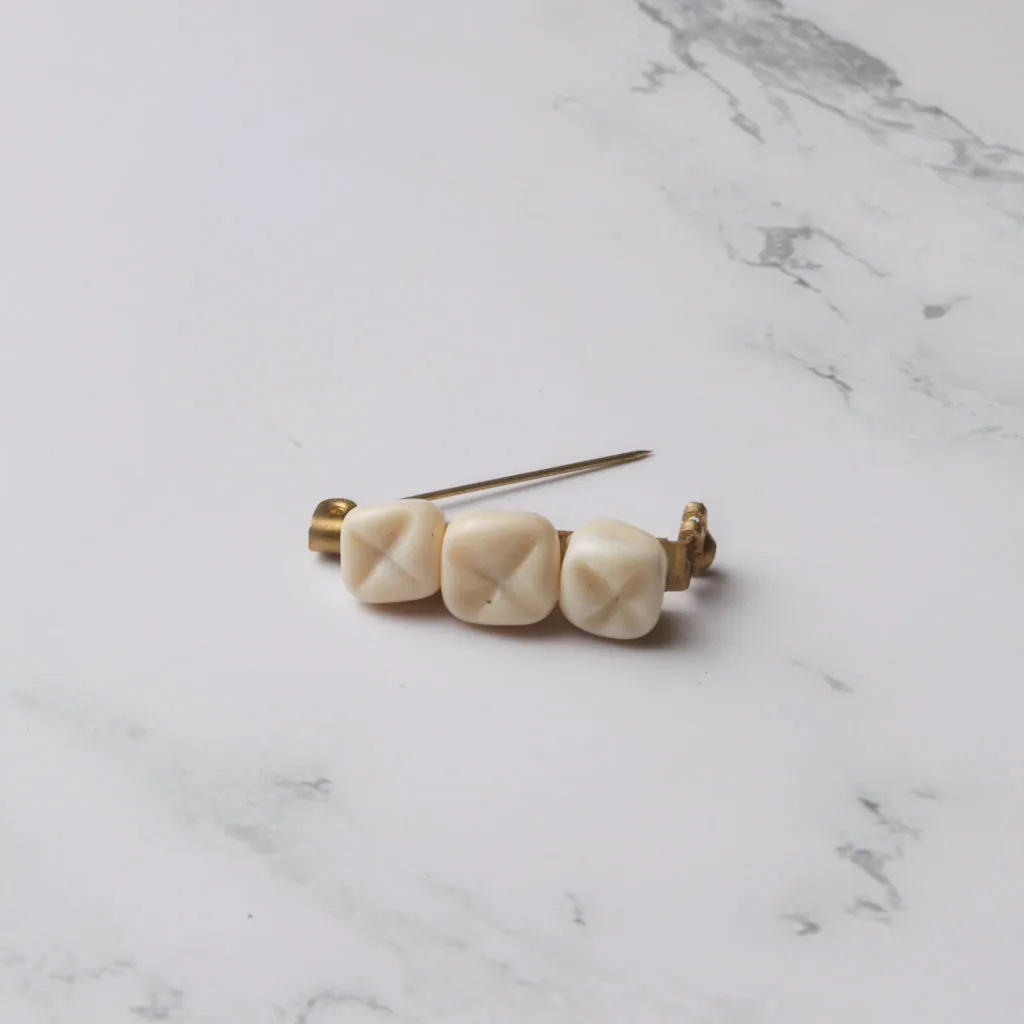 Teeth Brooch