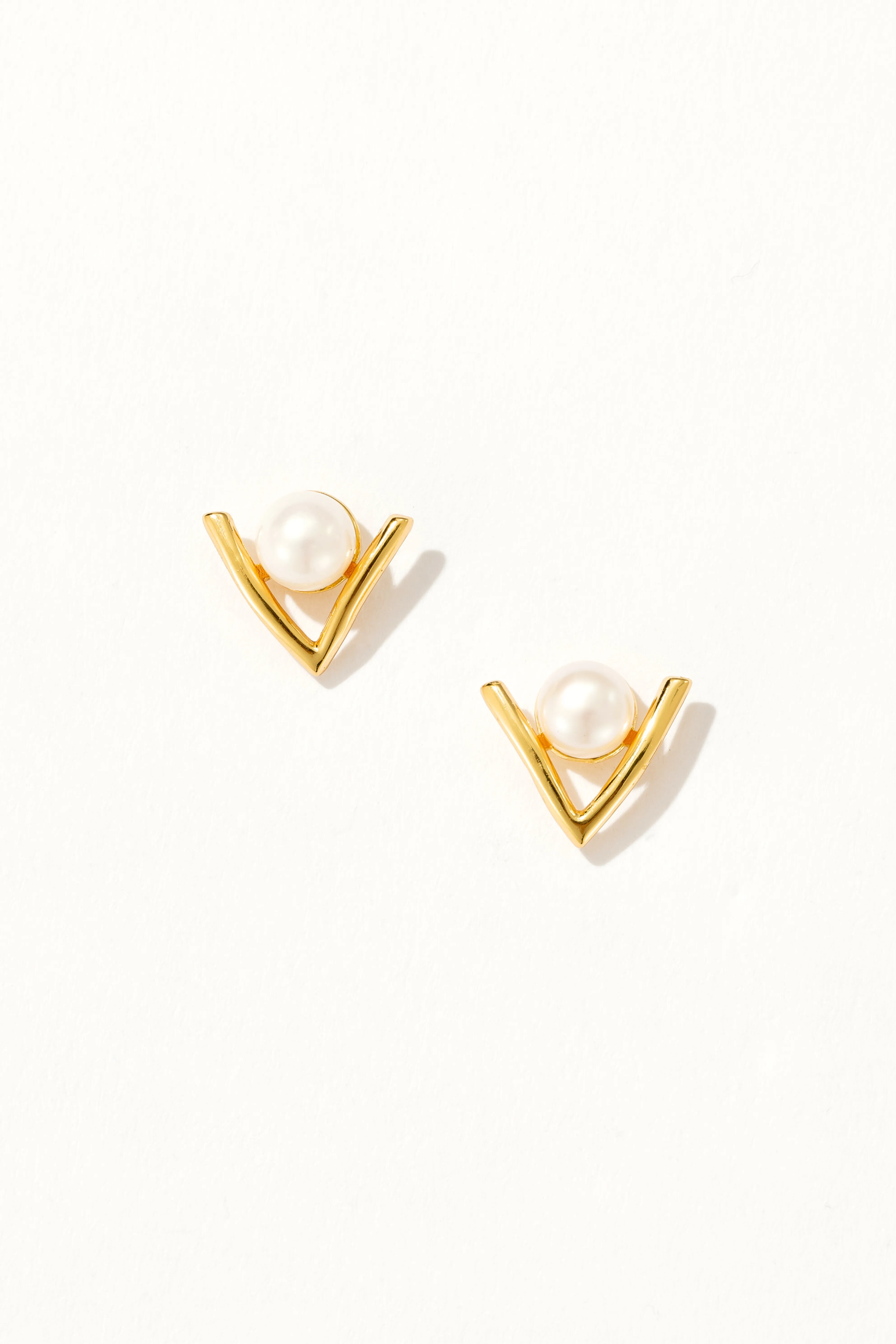 V Pearl Stud Earrings